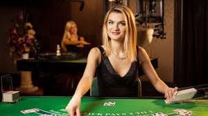 gwktogel login main menu with Microgaming slots and live dealer tables side by side